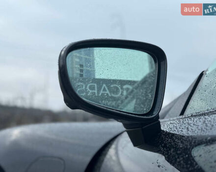 Серый Порше Тайкан, объемом двигателя 0 л и пробегом 69 тыс. км за 52000 $, фото 10 на Automoto.ua