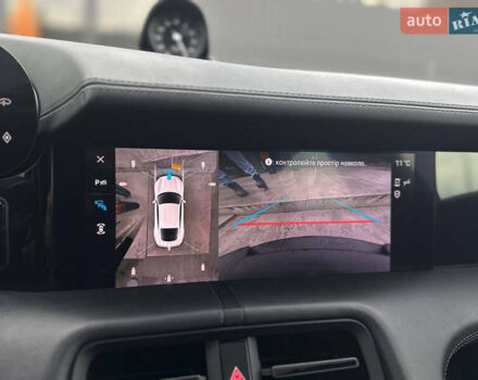 Серый Порше Тайкан, объемом двигателя 0 л и пробегом 69 тыс. км за 52000 $, фото 34 на Automoto.ua