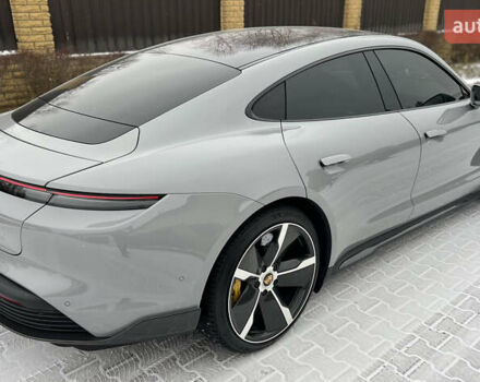 Серый Порше Тайкан, объемом двигателя 0 л и пробегом 24 тыс. км за 100000 $, фото 4 на Automoto.ua