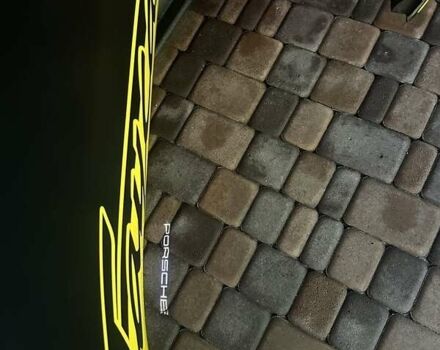 Серый Порше Тайкан, объемом двигателя 0 л и пробегом 58 тыс. км за 62000 $, фото 19 на Automoto.ua