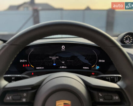 Серый Порше Тайкан, объемом двигателя 0 л и пробегом 129 тыс. км за 53500 $, фото 89 на Automoto.ua