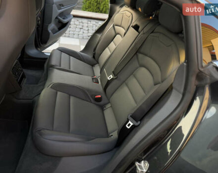 Серый Порше Тайкан, объемом двигателя 0 л и пробегом 129 тыс. км за 53500 $, фото 59 на Automoto.ua