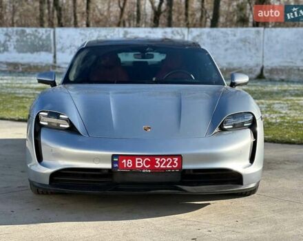 Серый Порше Тайкан, объемом двигателя 0 л и пробегом 80 тыс. км за 46600 $, фото 1 на Automoto.ua