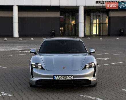 Серый Порше Тайкан, объемом двигателя 0 л и пробегом 82 тыс. км за 57500 $, фото 39 на Automoto.ua