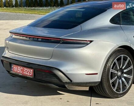 Серый Порше Тайкан, объемом двигателя 0 л и пробегом 80 тыс. км за 46600 $, фото 10 на Automoto.ua