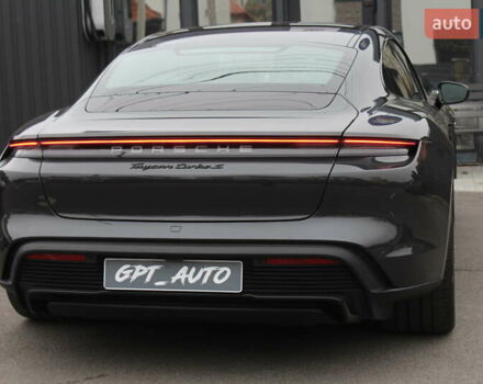 Серый Порше Тайкан, объемом двигателя 0 л и пробегом 1 тыс. км за 99700 $, фото 16 на Automoto.ua