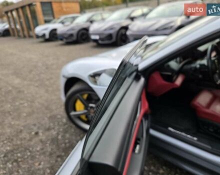 Серый Порше Тайкан, объемом двигателя 0 л и пробегом 89 тыс. км за 83888 $, фото 33 на Automoto.ua