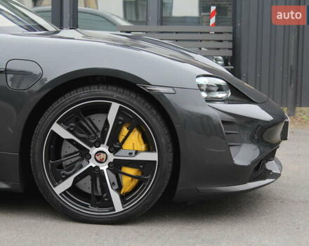 Серый Порше Тайкан, объемом двигателя 0 л и пробегом 1 тыс. км за 99700 $, фото 13 на Automoto.ua