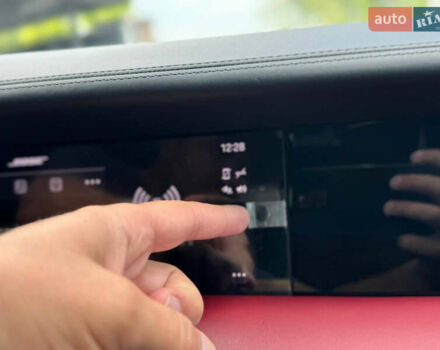 Порше Тайкан 2021 в Луцке на Automoto.ua Серый Порше Тайкан, объемом двигателя 0 л и пробегом 80 тыс. км за 47000 $, фото 37 на Automoto.ua