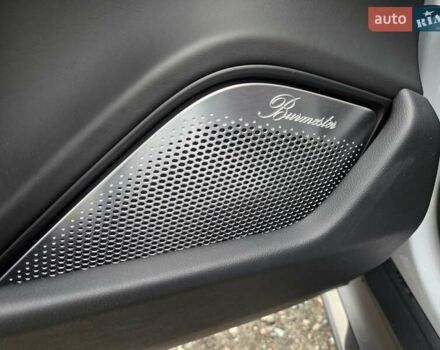 Серый Порше Тайкан, объемом двигателя 0 л и пробегом 89 тыс. км за 83888 $, фото 40 на Automoto.ua