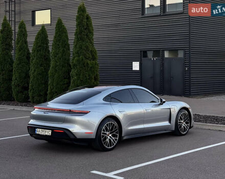 Серый Порше Тайкан, объемом двигателя 0 л и пробегом 82 тыс. км за 57500 $, фото 11 на Automoto.ua