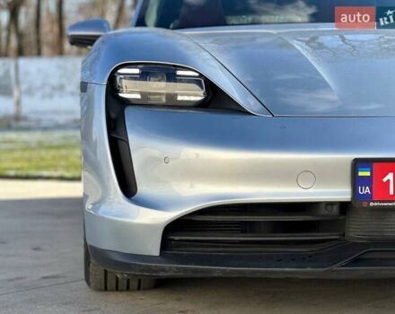 Серый Порше Тайкан, объемом двигателя 0 л и пробегом 80 тыс. км за 46600 $, фото 3 на Automoto.ua