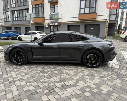 Серый Порше Тайкан, объемом двигателя 0 л и пробегом 53 тыс. км за 55000 $, фото 9 на Automoto.ua