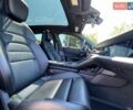 Сірий Порше Тайкан, об'ємом двигуна 0 л та пробігом 19 тис. км за 59900 $, фото 16 на Automoto.ua