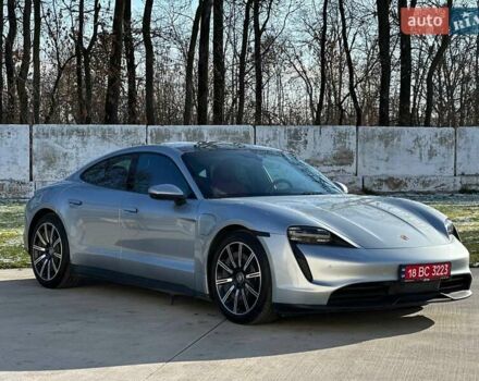 Серый Порше Тайкан, объемом двигателя 0 л и пробегом 80 тыс. км за 46600 $, фото 2 на Automoto.ua