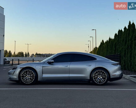 Серый Порше Тайкан, объемом двигателя 0 л и пробегом 82 тыс. км за 57500 $, фото 5 на Automoto.ua
