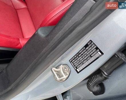 Серый Порше Тайкан, объемом двигателя 0 л и пробегом 80 тыс. км за 46600 $, фото 43 на Automoto.ua