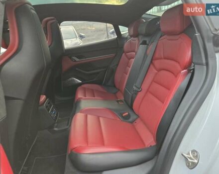 Серый Порше Тайкан, объемом двигателя 0 л и пробегом 89 тыс. км за 83888 $, фото 41 на Automoto.ua