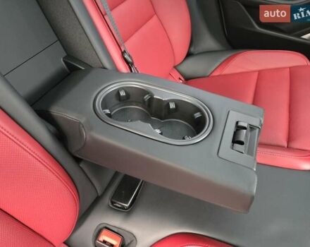 Серый Порше Тайкан, объемом двигателя 0 л и пробегом 89 тыс. км за 83888 $, фото 47 на Automoto.ua