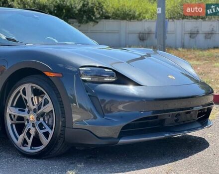 Сірий Порше Тайкан, об'ємом двигуна 0 л та пробігом 19 тис. км за 59900 $, фото 11 на Automoto.ua