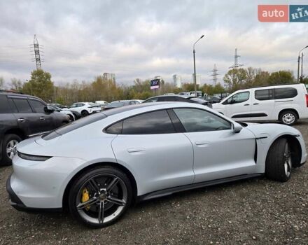 Серый Порше Тайкан, объемом двигателя 0 л и пробегом 89 тыс. км за 83888 $, фото 10 на Automoto.ua