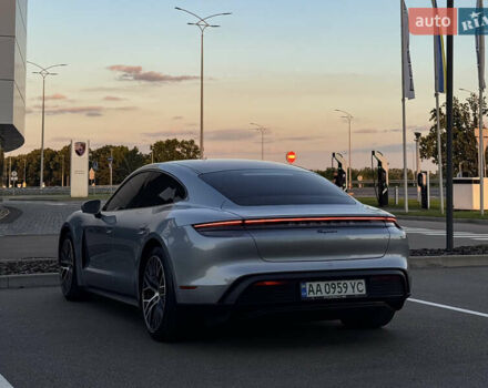 Серый Порше Тайкан, объемом двигателя 0 л и пробегом 82 тыс. км за 57500 $, фото 15 на Automoto.ua