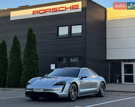Серый Порше Тайкан, объемом двигателя 0 л и пробегом 82 тыс. км за 57500 $, фото 1 на Automoto.ua