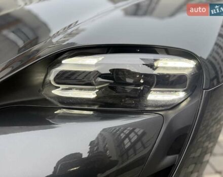 Серый Порше Тайкан, объемом двигателя 0 л и пробегом 53 тыс. км за 55000 $, фото 43 на Automoto.ua