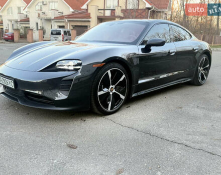 Серый Порше Тайкан, объемом двигателя 0 л и пробегом 63 тыс. км за 85000 $, фото 7 на Automoto.ua