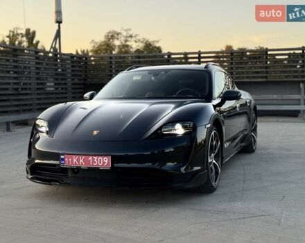 Серый Порше Тайкан, объемом двигателя 0 л и пробегом 63 тыс. км за 72100 $, фото 2 на Automoto.ua