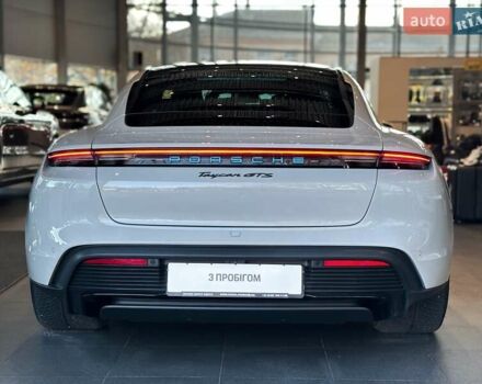 Серый Порше Тайкан, объемом двигателя 0 л и пробегом 10 тыс. км за 93000 $, фото 5 на Automoto.ua