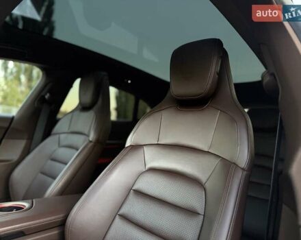 Серый Порше Тайкан, объемом двигателя 0 л и пробегом 63 тыс. км за 72100 $, фото 49 на Automoto.ua