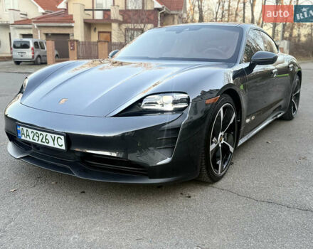 Серый Порше Тайкан, объемом двигателя 0 л и пробегом 63 тыс. км за 85000 $, фото 5 на Automoto.ua