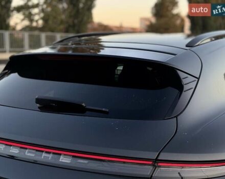 Серый Порше Тайкан, объемом двигателя 0 л и пробегом 63 тыс. км за 72100 $, фото 32 на Automoto.ua