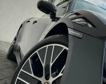 Серый Порше Тайкан, объемом двигателя 0 л и пробегом 55 тыс. км за 52400 $, фото 1 на Automoto.ua