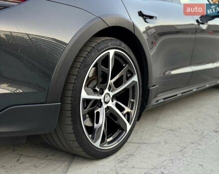Серый Порше Тайкан, объемом двигателя 0 л и пробегом 63 тыс. км за 72100 $, фото 30 на Automoto.ua