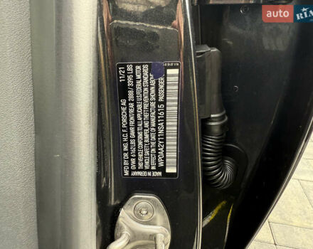 Серый Порше Тайкан, объемом двигателя 0 л и пробегом 55 тыс. км за 52400 $, фото 40 на Automoto.ua