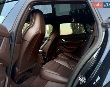 Серый Порше Тайкан, объемом двигателя 0 л и пробегом 63 тыс. км за 72100 $, фото 55 на Automoto.ua