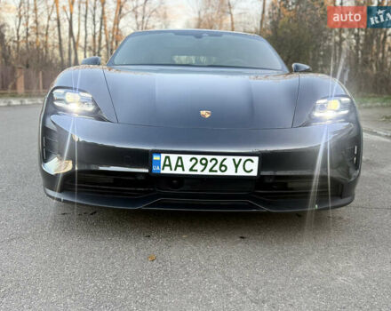 Серый Порше Тайкан, объемом двигателя 0 л и пробегом 63 тыс. км за 85000 $, фото 3 на Automoto.ua