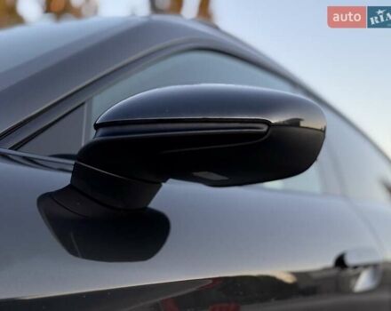 Серый Порше Тайкан, объемом двигателя 0 л и пробегом 63 тыс. км за 72100 $, фото 23 на Automoto.ua