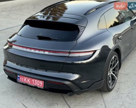 Серый Порше Тайкан, объемом двигателя 0 л и пробегом 63 тыс. км за 72100 $, фото 25 на Automoto.ua
