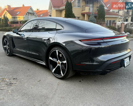 Серый Порше Тайкан, объемом двигателя 0 л и пробегом 63 тыс. км за 85000 $, фото 9 на Automoto.ua