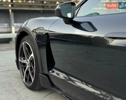 Серый Порше Тайкан, объемом двигателя 0 л и пробегом 63 тыс. км за 72100 $, фото 19 на Automoto.ua