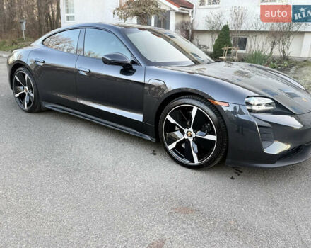 Серый Порше Тайкан, объемом двигателя 0 л и пробегом 63 тыс. км за 85000 $, фото 18 на Automoto.ua