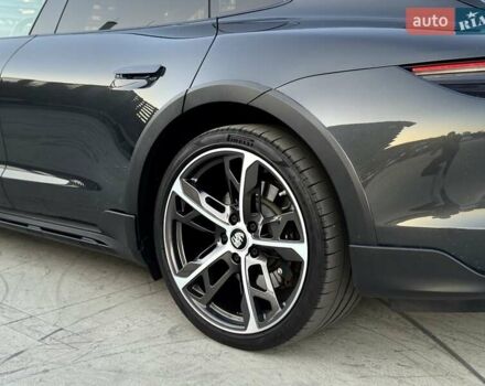 Серый Порше Тайкан, объемом двигателя 0 л и пробегом 63 тыс. км за 72100 $, фото 20 на Automoto.ua