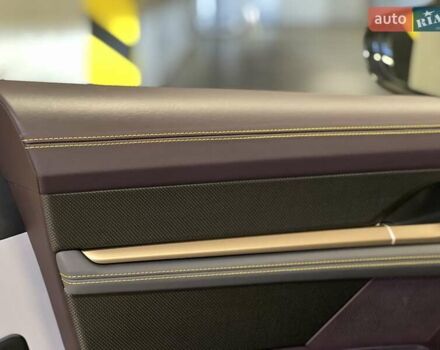 Серый Порше Тайкан, объемом двигателя 0 л и пробегом 9 тыс. км за 175379 $, фото 35 на Automoto.ua