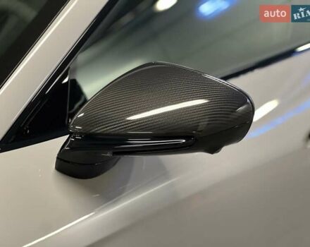 Серый Порше Тайкан, объемом двигателя 0 л и пробегом 9 тыс. км за 175379 $, фото 15 на Automoto.ua