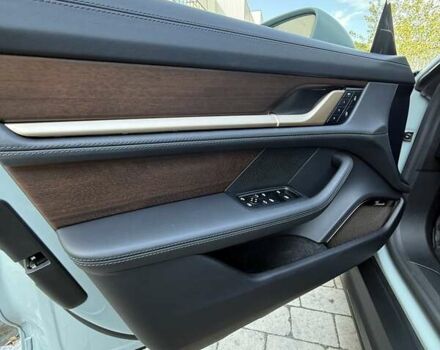 Серый Порше Тайкан, объемом двигателя 0 л и пробегом 24 тыс. км за 180000 $, фото 18 на Automoto.ua