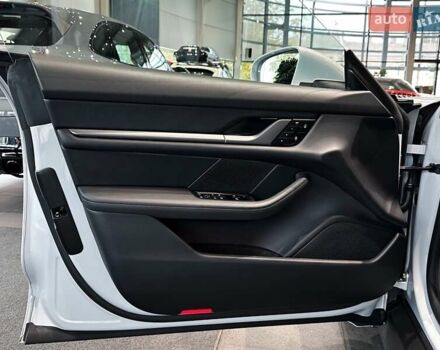 Серый Порше Тайкан, объемом двигателя 0 л и пробегом 5 тыс. км за 104000 $, фото 11 на Automoto.ua