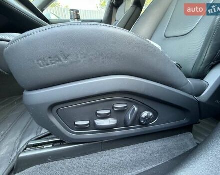 Серый Порше Тайкан, объемом двигателя 0 л и пробегом 24 тыс. км за 180000 $, фото 9 на Automoto.ua